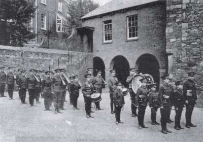 Exeter Cathedral School cadet force c.1910?